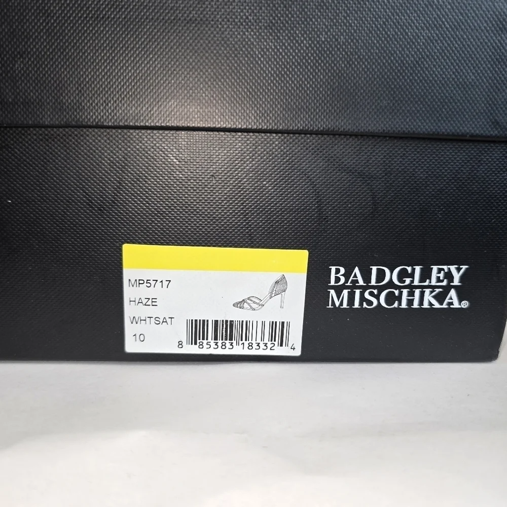 Badgley Mischka Haze Slip-On Silver Crystal Pointed Toe Pumps Heels Size 10